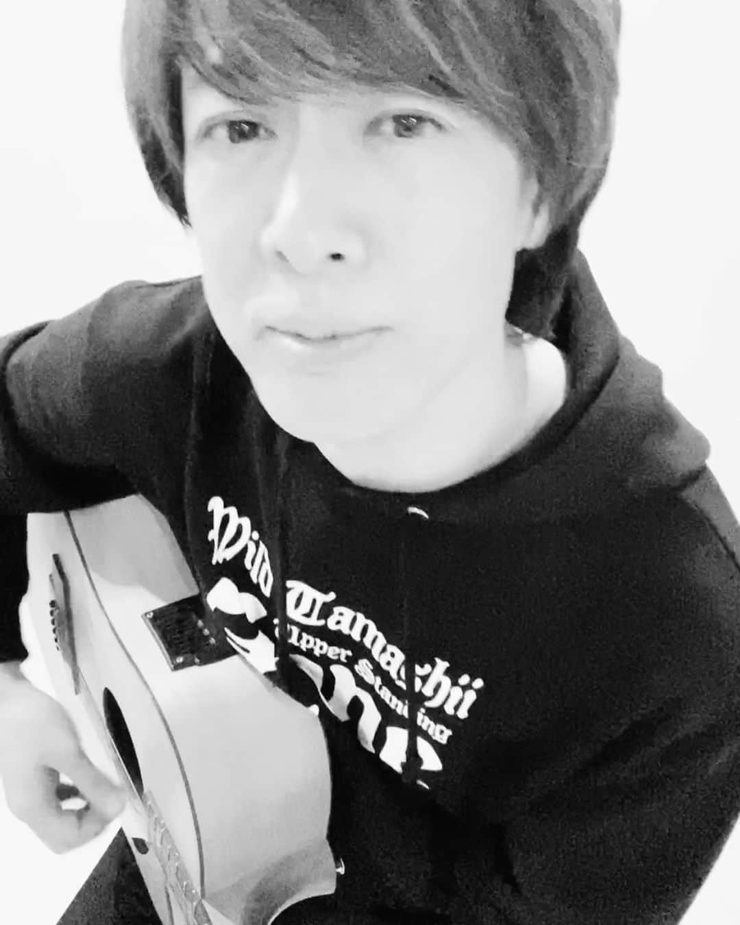 貴水博之のインスタグラム：「ストーリーズでお届け😉🎉🎉🎉🎉🎉🎉🎉🎉🎉🎉 #今から #24時間 #onelove #銀河英雄伝説 #オーベルシュタイン #御意 #ん御意 #washyourhands #gargle #mask #stayhome #DoOurBest」