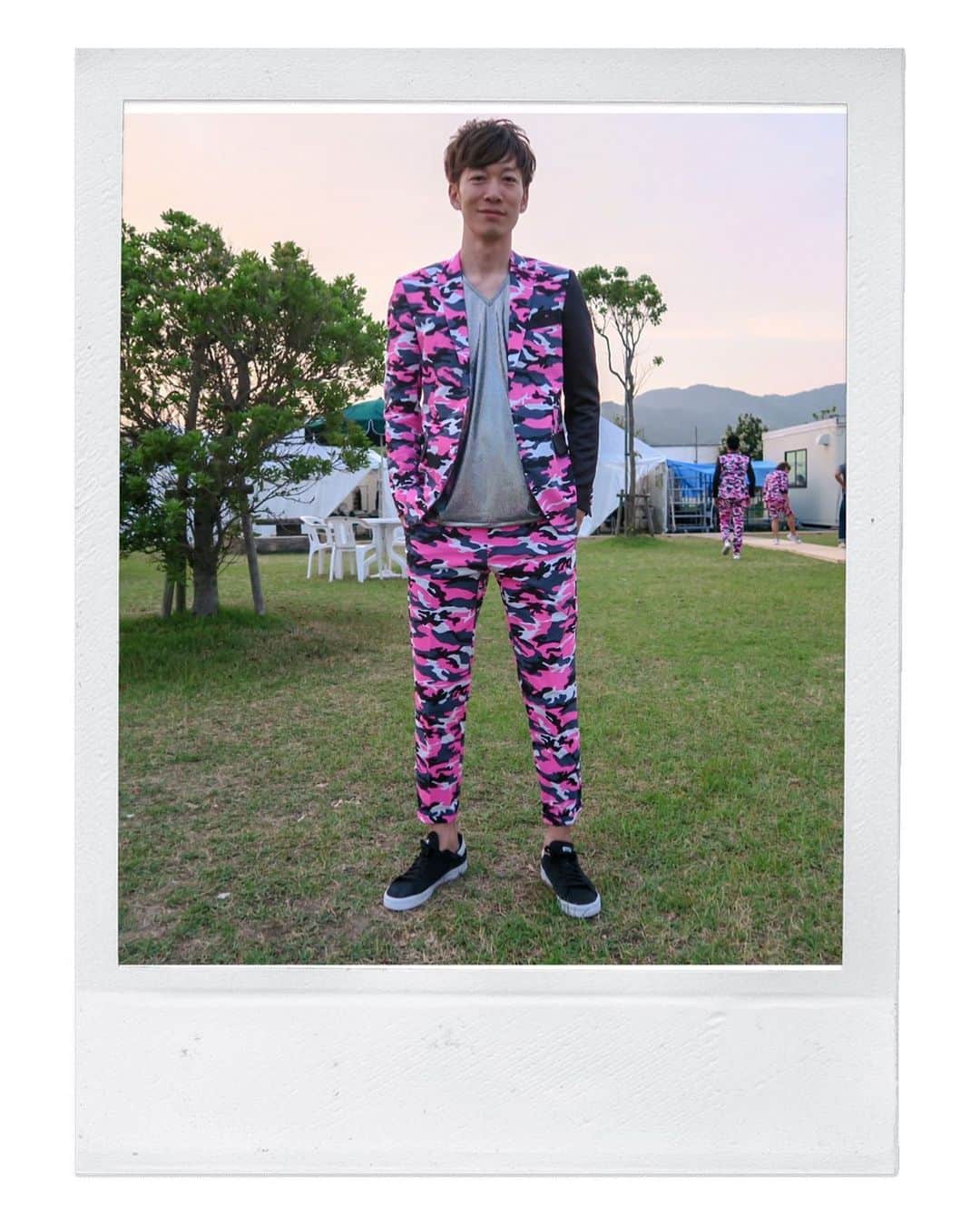 DJ U-ICHIのインスタグラム：「YouTubeも誰かと撮影したいな… どうしようかな😅🎥 考えよう🤔 ・ 5月の派手な思い出。 #May #kazokufes #2016」