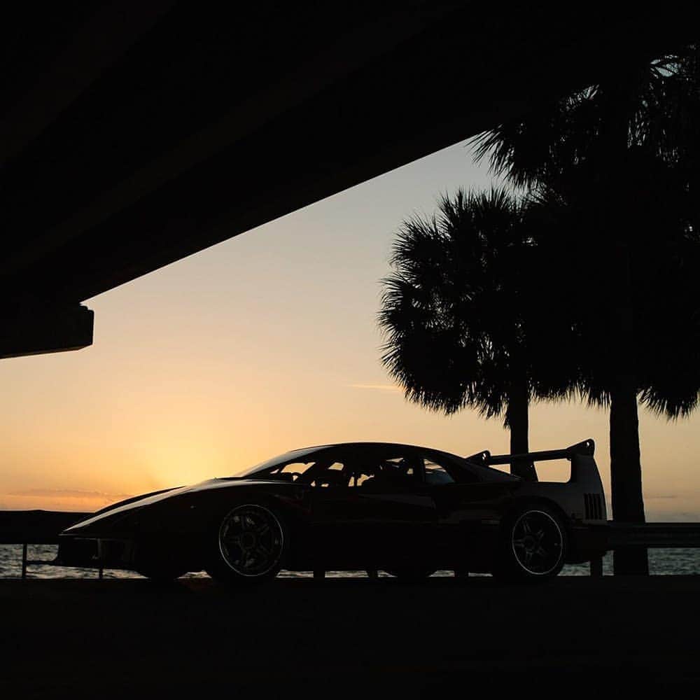 Ferrari APACさんのインスタグラム写真 - (Ferrari APACInstagram)「The iconic silhouette, do you know what it is? #Ferrari 📷: graypaulclassic」5月9日 18時00分 - ferrariapac
