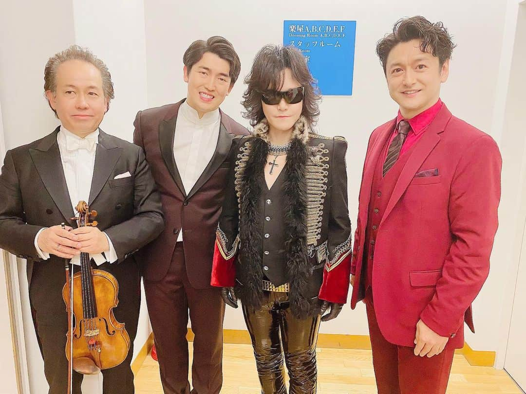 Toshlさんのインスタグラム写真 - (ToshlInstagram)「#東京フィルハーモニー交響楽団 の皆様　#コンサートマスター #三浦章宏 さん #マエストロ #原田慶太楼 さん #石丸幹二 さん #題名のない音楽会 スタッフの皆様 こんな贅沢な夢の音楽会 二週にわたり開催頂きありがとうございました 感動と幸せと感謝を深く人生に刻みました 本当にありがとうございました! 明日5月10日午前8時からBS朝日で再放送あります！一緒に楽しもう！ そして明日21時から龍玄としのニコ生で超裏話、語り尽くすゾ‼️」5月9日 18時30分 - toshl_officia