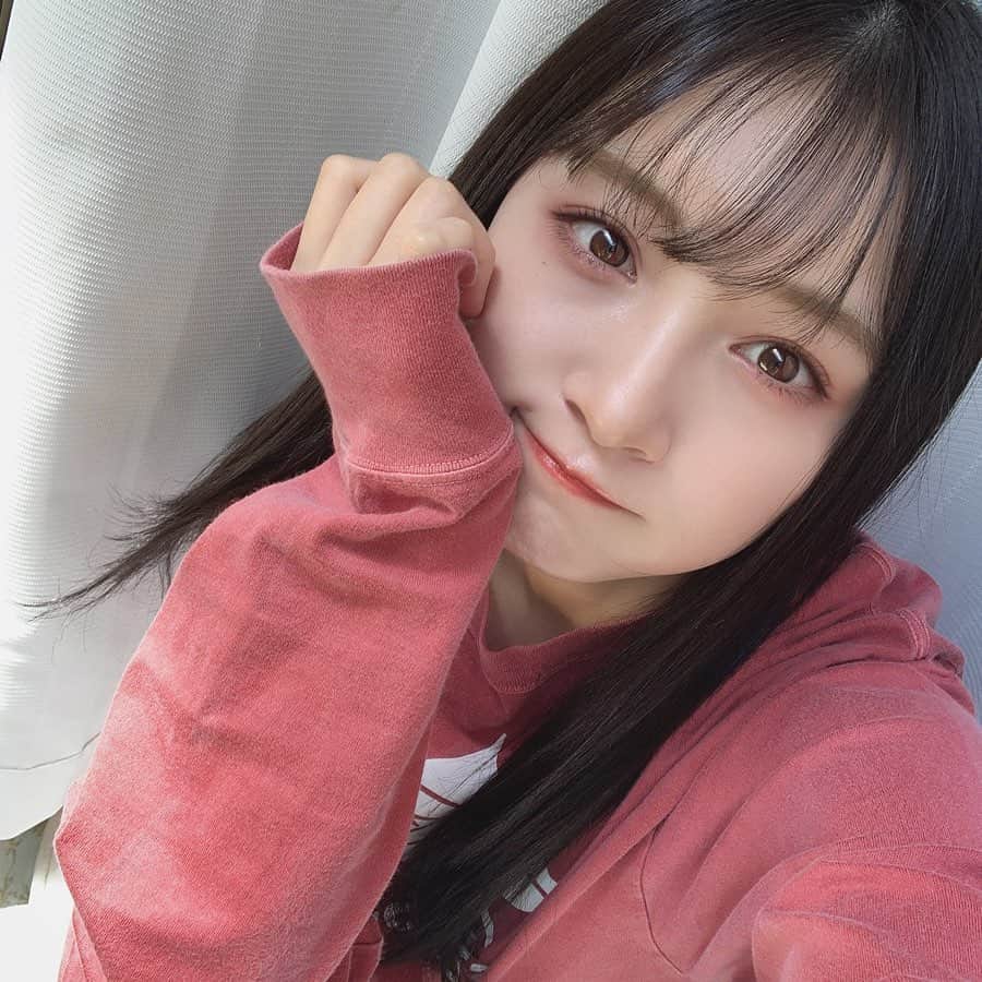 山本彩加さんのインスタグラム写真 - (山本彩加Instagram)「﻿ ﻿ 最近メイクいろいろ試してて﻿ やっぱ研究って大事！って思った☺︎﻿ ﻿ もっと研究してこれいい！！﻿ って思ったの今度紹介するねっ♡﻿ ﻿ ﻿ ﻿ 個人的にSNOWの色素薄いメイクに仕上がるフィルターがあるんだけど、可愛いからやってみて！！﻿ ﻿ ﻿ ﻿ ﻿ ﻿ ﻿ ーー﻿ ﻿ ﻿ ﻿ 最近蒸し鶏にめちゃくちゃハマってる！﻿ お勧めの食べ方は、【ネギレモン塩ダレ】﻿ ほんとに美味しい！！！！！﻿ 調べてみてっ☺︎﻿ ﻿ ﻿ ﻿ #メイク　#トレンドメイク　#色素薄い系メイク　#蒸し鶏　#自炊」5月9日 18時55分 - ayaka48_yanyan