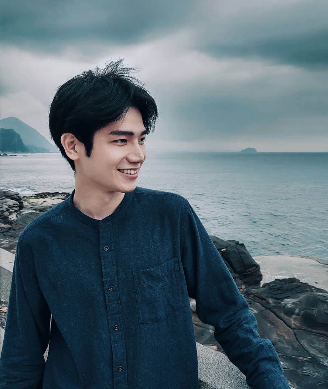 ハン・チャン（張行）のインスタグラム：「海again」