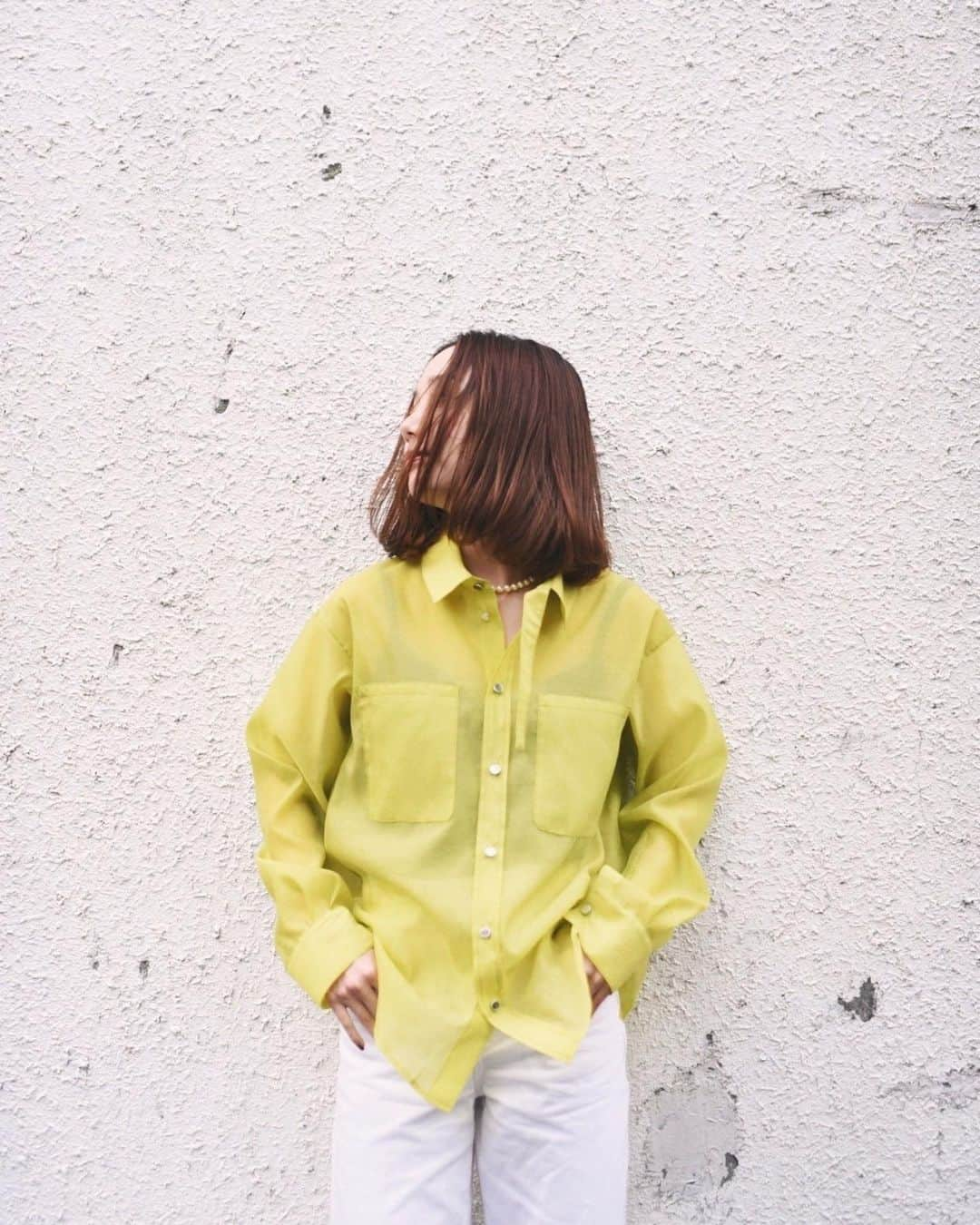 sahomiのインスタグラム：「MURRALの春、、可愛い。 お洋服から元気もらいますねっ @murralofficial 💛💛💛」