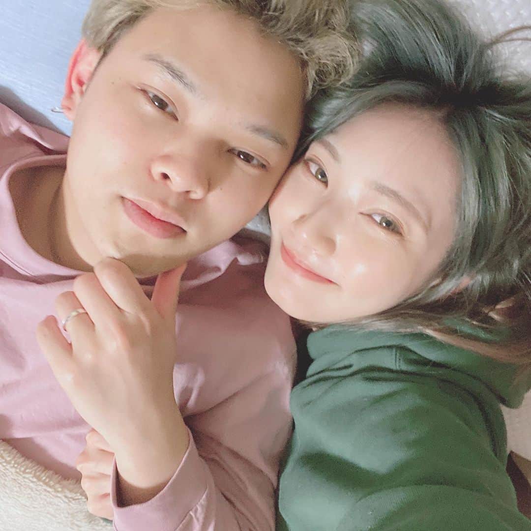 ゆりのインスタグラム：「たのすぃ～～～～～～ね」