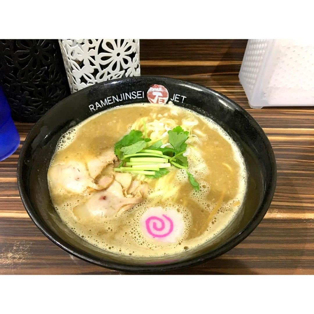 さののインスタグラム：「ラーメン人生JET(大阪・福島) ・ ・ #ラーメン振り返り ・ ・ ・ (過去画) ・ ・ #大阪ラーメン  #福島ラーメン  #ラーメン人生jet ・ ・ #ラーメン食べ歩き #ラーメン部 #ラーメン🍜 #ラーメン倶楽部 #ラーメンインスタグラマー #ラーメンインスタグラム #ラーメンパトロール #ラーメン女子 #ラーメン祭り #ラーメン好きな人と繋がりたい #ラーメン好きと繋がりたい #ラーメンだいすき #ラーメンズ #ラーメンは飲み物 #ラーメン中毒 #ラーメンデータベース #ラーメン馬鹿 #らーめん #らーめん部 #らーめん女子 #らーめん倶楽部 #拉麺 #麺 #麺活 #麺活部 #麺スタグラム」