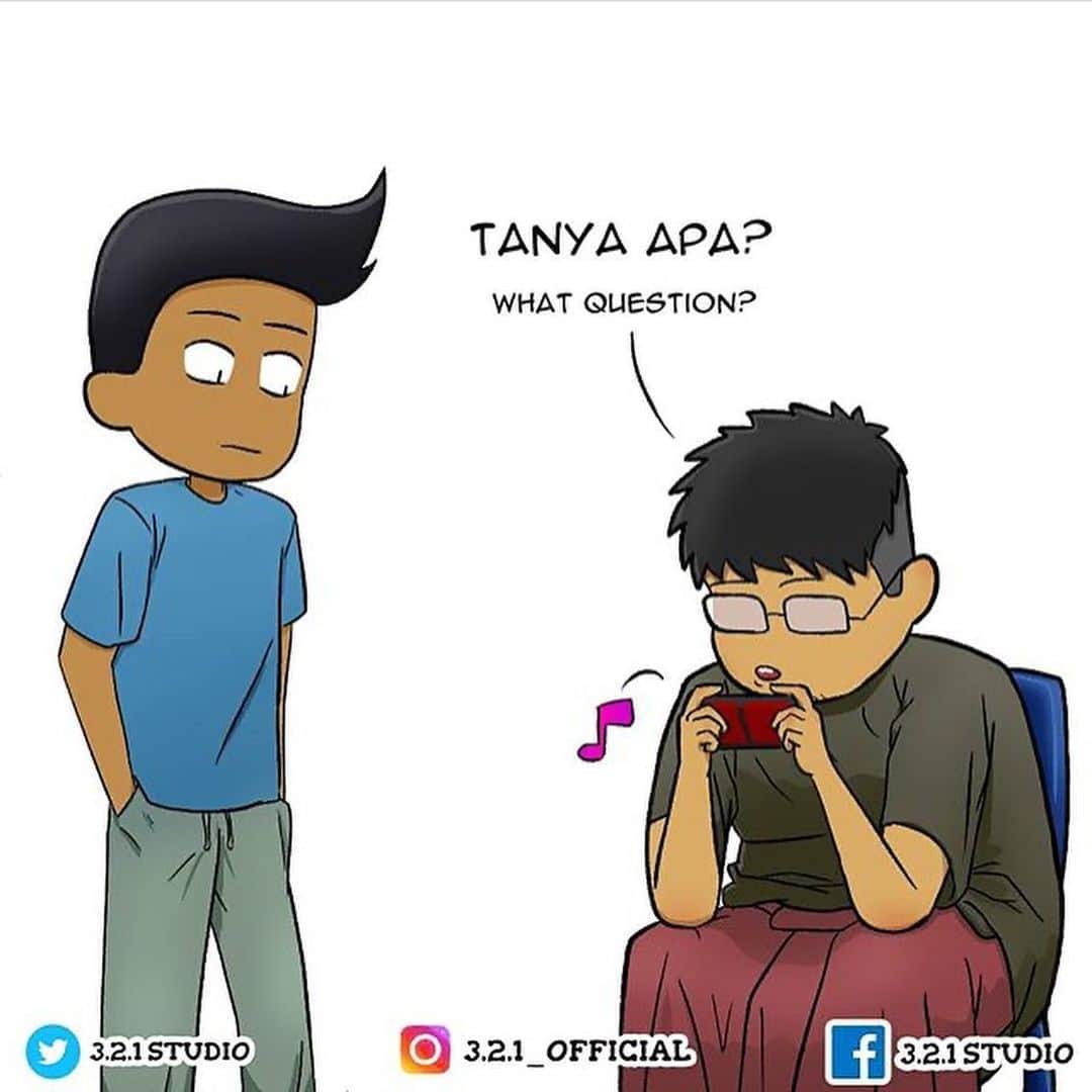 Koleksi Komik Malaysiaさんのインスタグラム写真 - (Koleksi Komik MalaysiaInstagram)「#Repost @3.2.1_official with @get_repost ・・・ Tanya je😙😙 komen rank korang dan game apa yang korang tengah main lat bawah! Ingat gaiss! Amalkan langkah pencegahan Covid-19! Bersama kita putuskan rantaian Covid-19! Tag kawan2, keluarga dan komen kat bawah👇 . Jangan lupa follow @3.2.1_official di Instagram, Facebook, Twitter dan juga Youtube! . I'm just asking😙😙 Comment your rank and what type of game you are playing below! Remember guys! Practice Covid-19 Prevention Steps! Together we break the Covid-19 chain! Tag your friends, family and comment below👇 . Don't forget to follow @ 3.2.1_official on Instagram, Facebook, Twitter and Youtube! . #comic #comics #comicstrip #animation #malaysia #komik #komikmalaysia #animasi #anime #cartoon #cartoonist #cartoons #mobilelegends #illustration #mangaartist #mangadrawing #illustrator #komikstrip #gengkomik #webcomic #webtoon #kartun #lawak #digitalartist #covid_19 #321OFFICIAL #dudukrumah #stayhome #malaysiancomic」4月15日 22時25分 - tokkmungg_exclusive