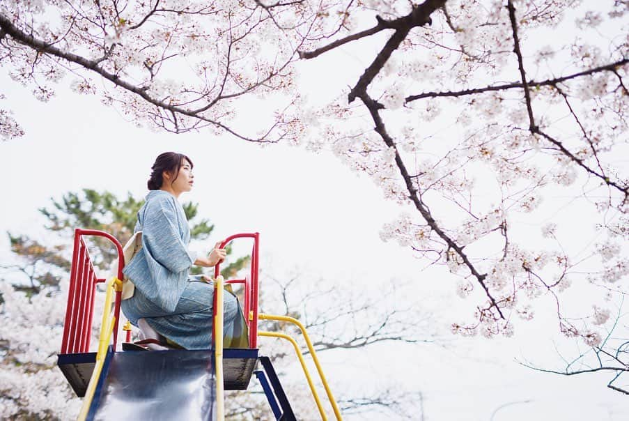 Najiiさんのインスタグラム写真 - (NajiiInstagram)「Bloom - - - #instagramjapan #canonglobal #teamcanon #tokyocameraclub #東京カメラ部 #mycanon #canonasia #spring #photo_shorttrip #lovers_nippon #pics_jp #visitjapanjp #unknownjapan #bloom #sakura #桜 #サクラ#eos #my_eos_photo  #kyoto #京 #京都 #japan #portrait #portraits #good_portraits_world」4月15日 22時46分 - najii66