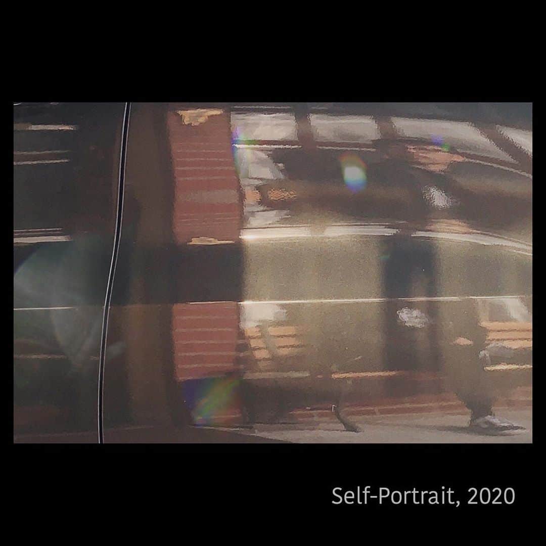 spatulaさんのインスタグラム写真 - (spatulaInstagram)「・ Self-Portrait, 2020 ・ ・ 当たり前の日常に感謝🙏🏽😌🙏🏽 ・ ・」4月15日 23時36分 - kinba