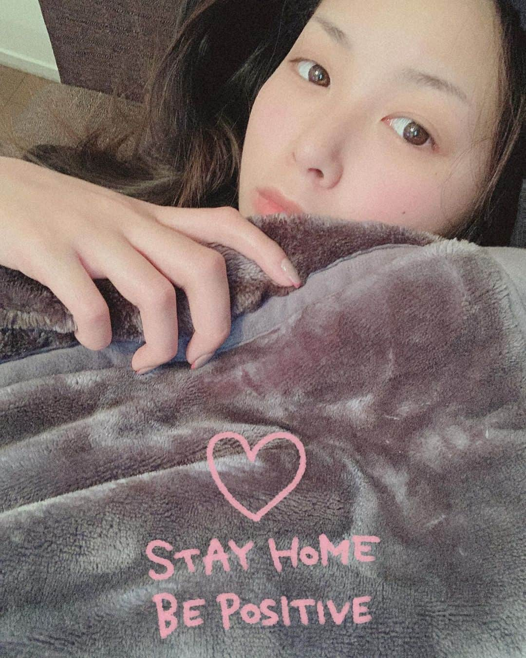 市來杏香さんのインスタグラム写真 - (市來杏香Instagram)「おやすみまる！」4月15日 23時52分 - ichiki_kyoka