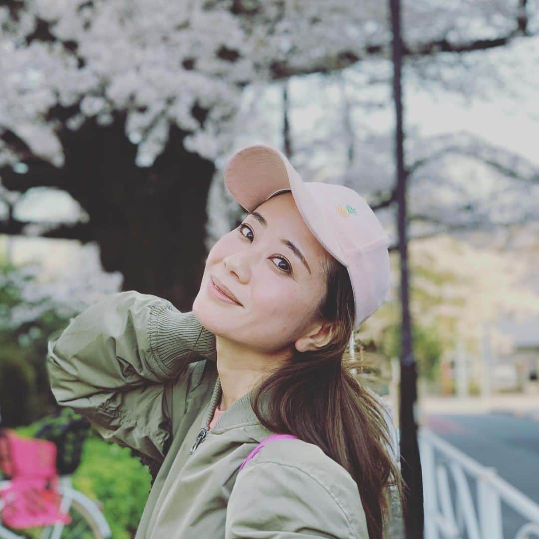 レイチェル・チャンさんのインスタグラム写真 - (レイチェル・チャンInstagram)「Thank you cherry blossom, see you next year🌸 来年の春にまたお会いしましょう💕  #cherryblossom #tokyo #桜 #また元気にお会いしましょう」4月15日 23時55分 - rachelchanjpn
