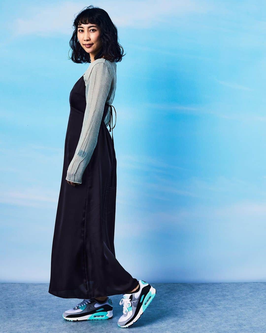 のインスタグラム：「明日4/17(金)14:00〜insta liveを @snidel_official のアカウントを使ってやりますので、是非ご覧下さいね〜🙈🌿」