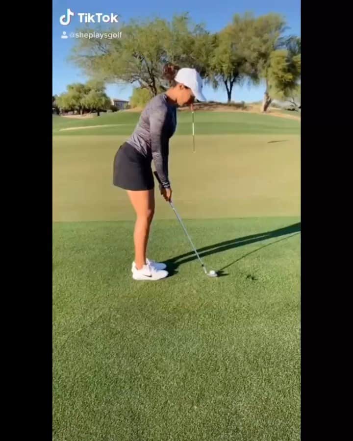 シャイエン・ウッズのインスタグラム：「#DontRushChallenge w/ my Golf Sistas ❤️ @shastaaveryhardt @sheplaysgolf @sadenaparks @gingerthoward @mikothi @sies_the_day @mostacksbirdies」