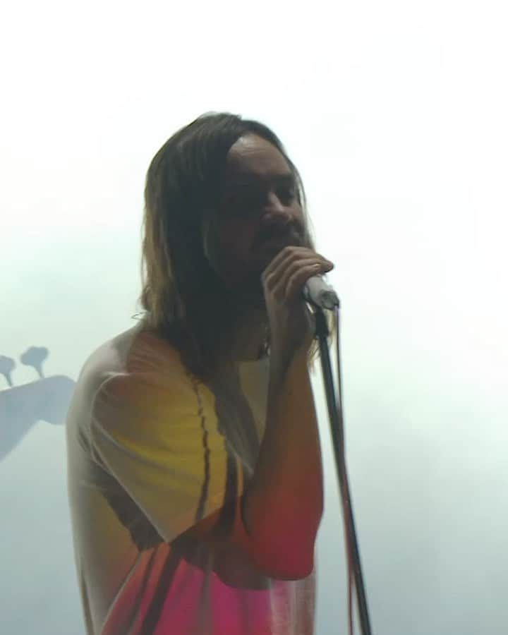 コーチェラのインスタグラム：「@tameimpala, "Patience,” Coachella 2019 Watch the full performance on @youtube in bio」