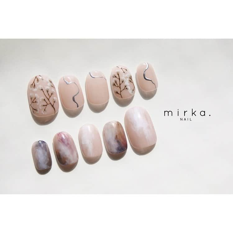 mirka. NAIL(ミルカネイル)のインスタグラム