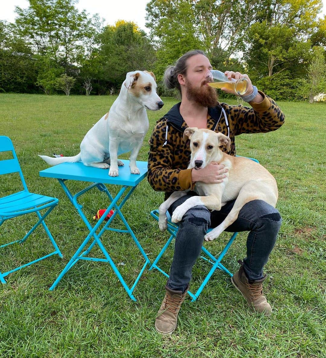 デビッド・フィンレーさんのインスタグラム写真 - (デビッド・フィンレーInstagram)「Living my best life • #stayhome #stayhealthy #njpw #njpwworld #newjapanprowrestling #新日本プロレス #funny #finjuice #davidfinlay  #デビッドフィンレー #prowrestling #doglovers #wrestling #iwgp #professionalwrestling #lockdown #lockdown2020 #dog #dogsofinstagram」4月16日 23時33分 - supersuperdave