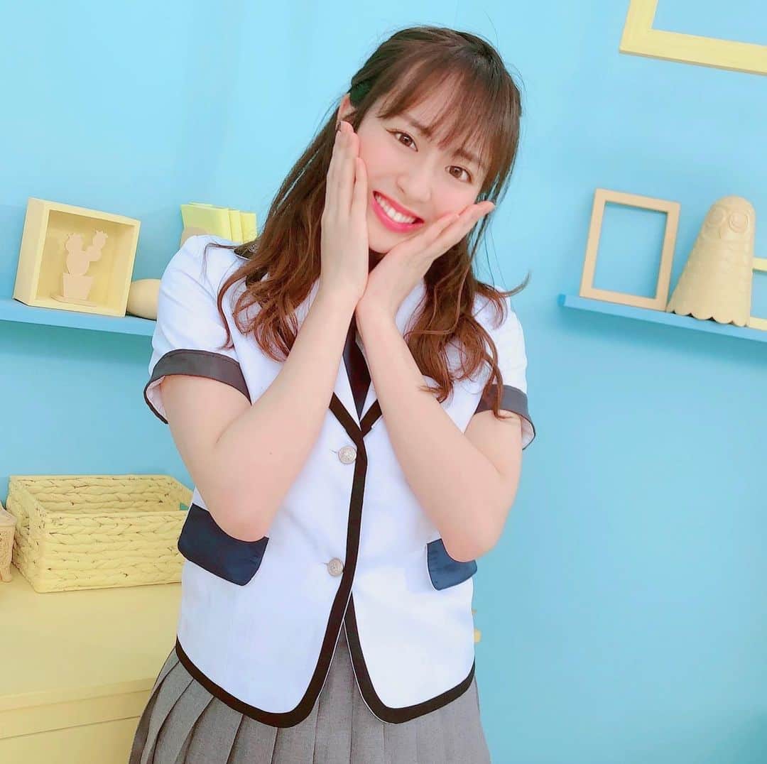 坂口理子さんのインスタグラム写真 - (坂口理子Instagram)「13thシングル共通カップリング 「おしゃべりジュークボックス」 のMV short ver.がHKT48の公式YouTubeに公開されました🎥✨ 今回どのCDを買ってもこの曲が入っています\( ˆoˆ )/ アイアさんのCM選抜2020の メンバーになることができて 嬉しいです☺︎改めて第5位 本当にありがとうございました😊✨ MVにもたくさん映れています😭 CMも今日から全国放送されるので 見つけたら教えてくださいね☺︎ . #hkt48 #新曲 #さんひくに #アイア #cm選抜 #2020 #共通カップリング #おしゃべりジュースボックス」4月16日 23時42分 - ricopi__hkt48