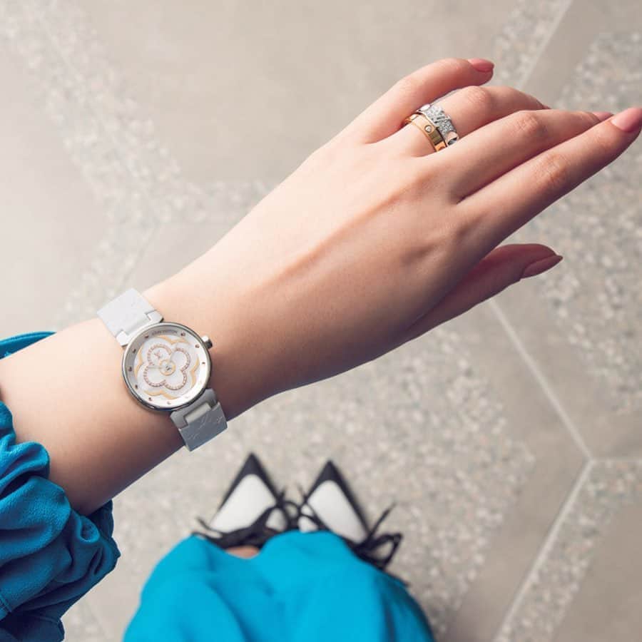 エル・マリアージュさんのインスタグラム写真 - (エル・マリアージュInstagram)「#手元コーデ #婚約指輪 💍 あなたの好きな手元