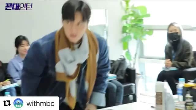 パク・ヘジンのインスタグラム：「#Repost @withmbc with ・・・ 시청률 묻고 떠불로 가~! #박해진 X #김응수 <#꼰대인턴> 대본리딩 현장❣️ - 풀영상☞ https://tv.naver.com/v/13248286 - -  #박해진 #朴海镇 #朴海鎮 #パクへジン #พัคแฮจิน #ปาร์คแฮจิน #parkhaejin #ПакХэДжин #پارک_هائه_جین  #上司实习生 #コンデインターン #꼰대인턴 #oldschoolintern #가열찬」