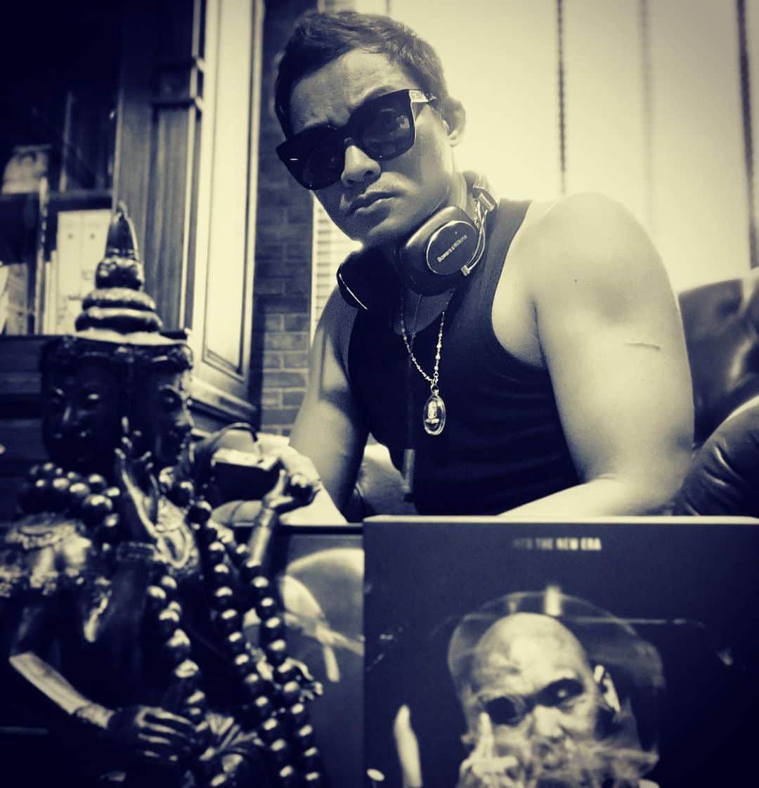 トニー・ジャーのインスタグラム：「May the force be with you!!!!」