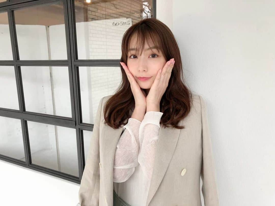 宇垣美里マネージャーさんのインスタグラム写真 - (宇垣美里マネージャーInstagram)「本日は宇垣さんのお誕生日🎂 おめでとうございます🥰  ジャケット姿が見られる steady. もぜひご覧ください🤍  #宇垣美里 #ugakimisato #happybirthday #HPB #素敵な日を #steady #offshoot」4月16日 18時15分 - ugakimisato.mg