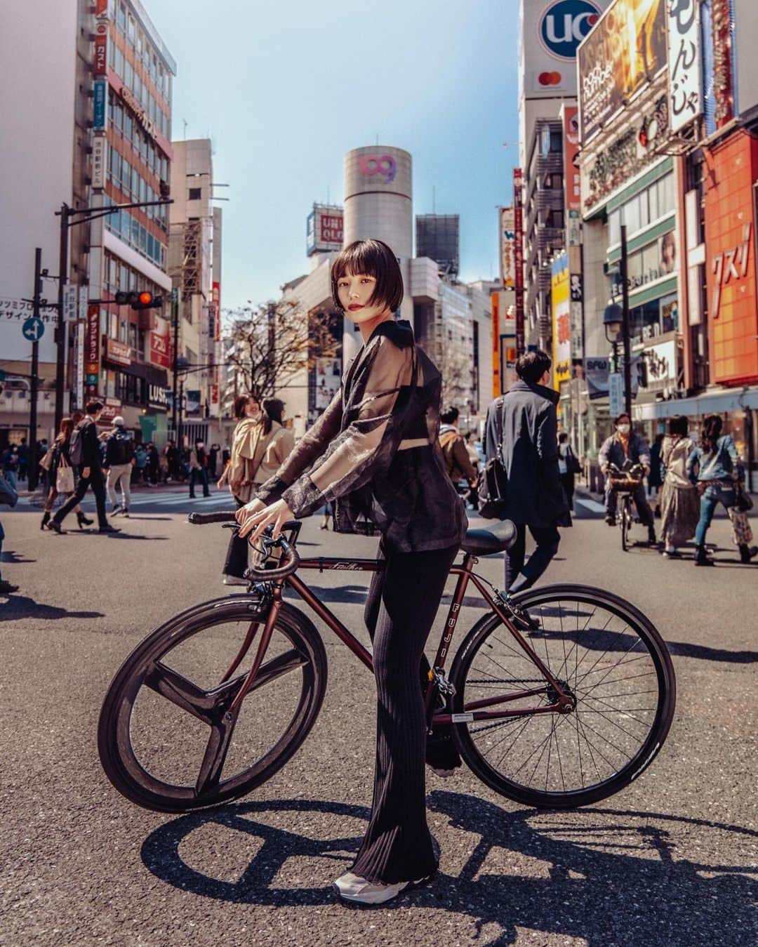 Mikako さんのインスタグラム写真 - (Mikako Instagram)「21Questions×FUJI BIKES 🙏🏻🙏🏻🙏🏻🚲 @fujibikes_jpn @sixtymagazine_60」4月16日 18時52分 - mikako_faky