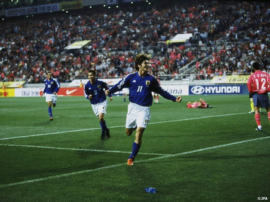 日本サッカー協会さんのインスタグラム写真 - (日本サッカー協会Instagram)「【#OnThisDay】2003.4.16🔙 ・ 国際親善試合 韓国 0-1 #日本代表 📍ソウル ⚽#永井雄一郎 ・ 韓国で行われた一戦。代表初招集の永井選手が、途中出場で決勝ゴールを挙げ勝利に導きました。 ・ GK #楢﨑正剛 DF #名良橋晃 #秋田豊 #森岡隆三 #服部年宏 MF #福西崇史 #中田浩二 #小笠原満男 #三都主アレサンドロ FW #中山雅史 ⇒76'#永井雄一郎 #山下芳輝 ⇒HT #奥大介 ・ #jfa #daihyo #samuraiblue」4月16日 20時21分 - japanfootballassociation