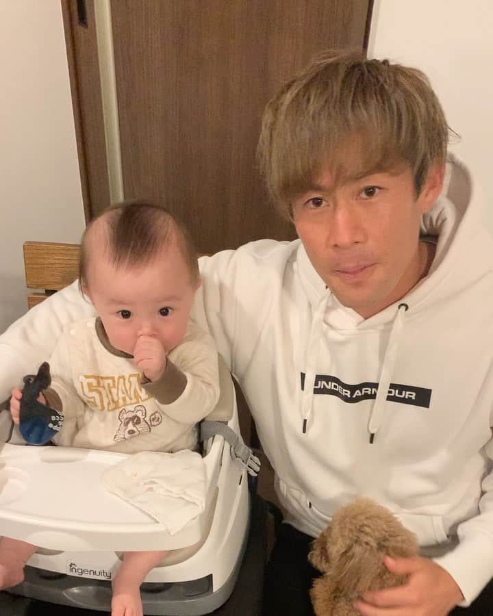 菊池大介のインスタグラム：「湘南乃風HAN-KUNから熱男リレーのバトン受け継ぎました！ ・ ・ 今はほんとに苦しい状況ですが必ずみんなで乗り越えましょう！！ #stayhome #家にいよう ・ ・ 次は @endowataru  @takuya_iwanami  @naoki_yamada74  @onaiwu_ado  @asahi_ihasa  @t_daichi5  #ひとつになって乗り越えよう #熱男リレー」