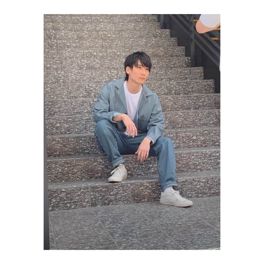 朝田淳弥のインスタグラム：「またまた過去pic.ですが。  #朝田淳弥 #最果てリストランテ #オフショット #デニムコーデ #デニムオンデニム #セットアップ」