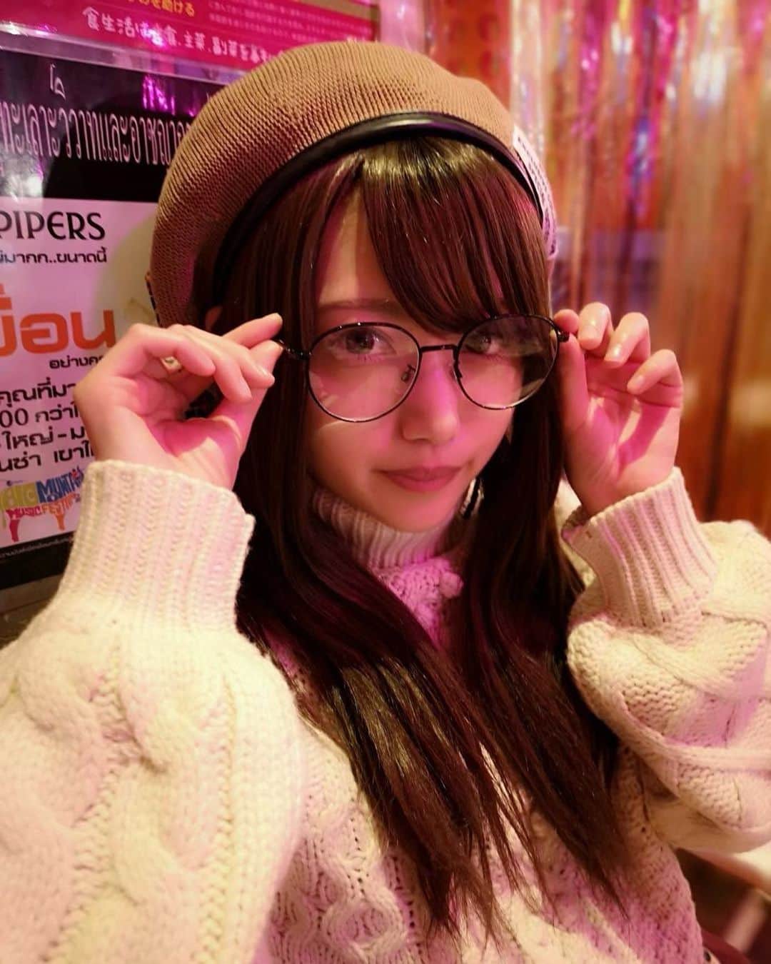 篠崎こころのインスタグラム：「ロング眼鏡だよ」