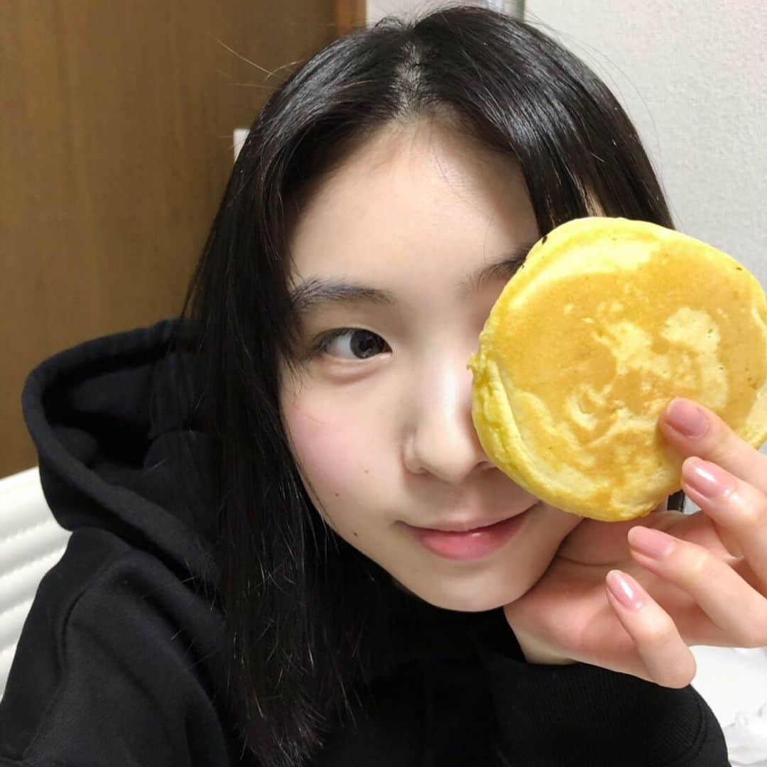 中村守里さんのインスタグラム写真 - (中村守里Instagram)「食べるの大好きーー  最近作ってみたものです🙄どんな見た目でも味が美味しければおっけいでしょ！！笑  #中村守里#おうちごはん#おうち時間 #うちで過ごそう#cooking」4月16日 22時19分 - nakamura_shuri