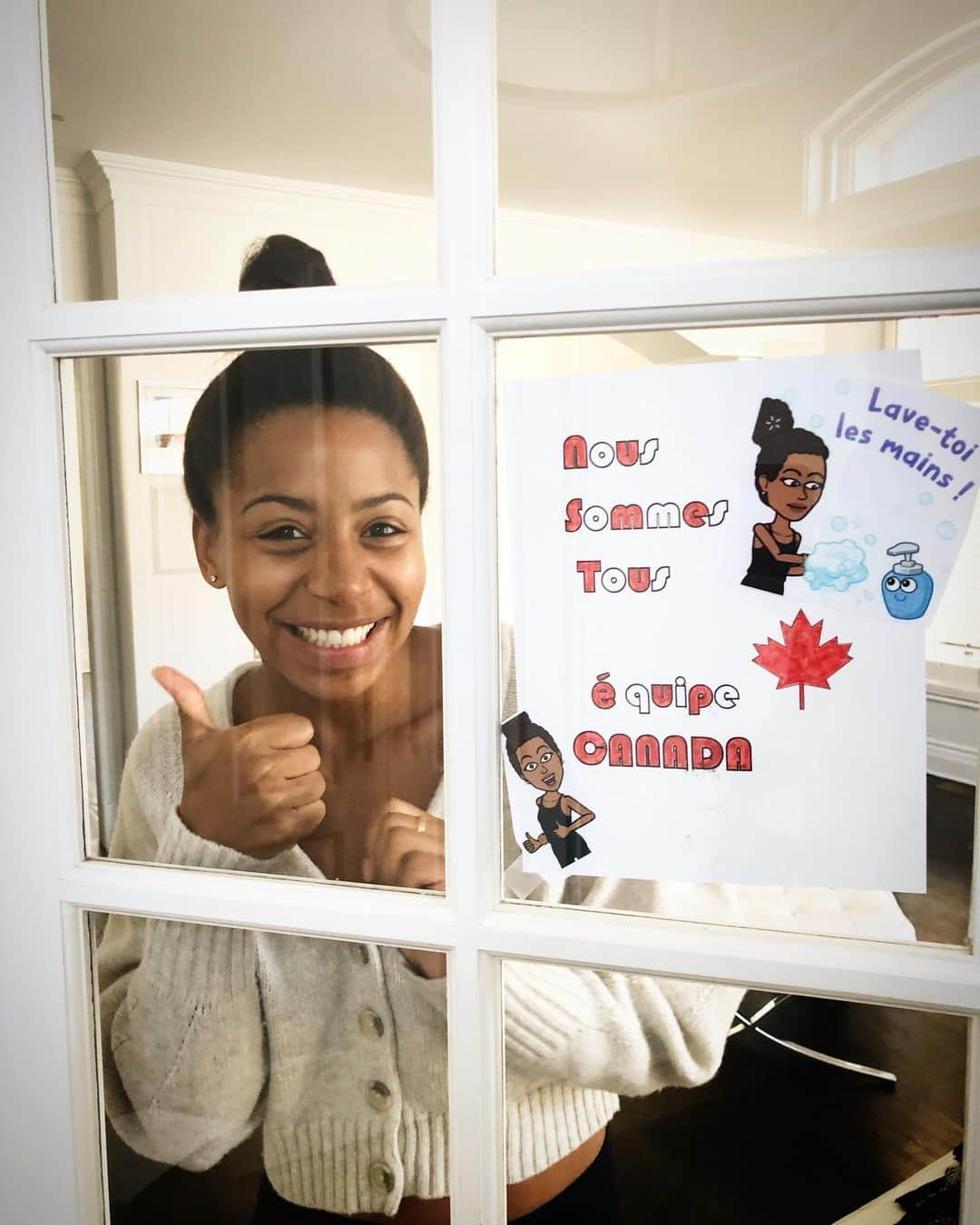 ジェニファー・アビルさんのインスタグラム写真 - (ジェニファー・アビルInstagram)「We are all #teamcanada . Let’s be safe and stay home. Together we will win. #stayhome  Nous sommes tous #équipecanada En restant à la maison, nous allons gagner ensemble. #restonscheznous  Hey @melissacitrini let us see your support by showing us your picture💪🏽」4月17日 2時05分 - jennabel91