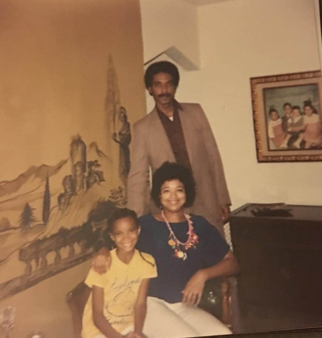 ロッチェル・エイツさんのインスタグラム写真 - (ロッチェル・エイツInstagram)「❤️Happy Birthday Dad! You would have been 78 years old today. RIP  #tbt❤️」4月17日 3時42分 - rochelleaytes4real
