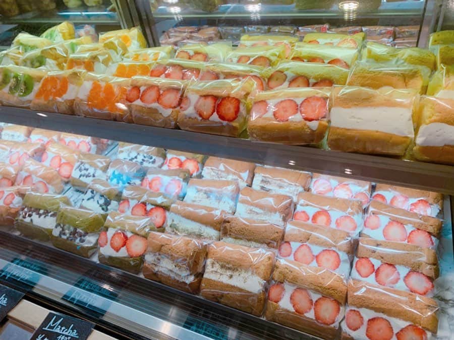 佐井祐里奈のグルメインスタ