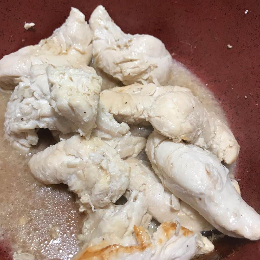 石川修司のインスタグラム：「ササミ焼き ポン酢がオススメです #巨人のグルメ」