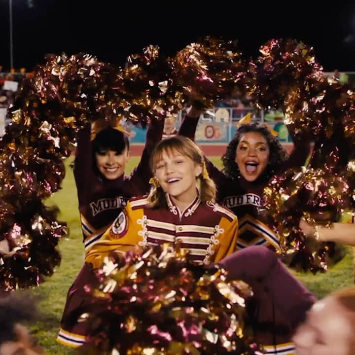 のインスタグラム：「Be True to Your School 💫 Watch the full song at YouTube.com/DisneyMusicVEVO.」