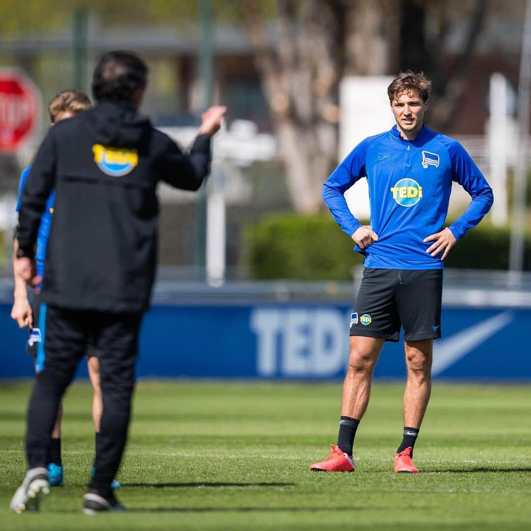 ニクラス・シュタルクのインスタグラム：「Endlich wieder zurück auf dem Platz 🙌💪⚽️ #NS5 #HaHoHe @herthabsc」