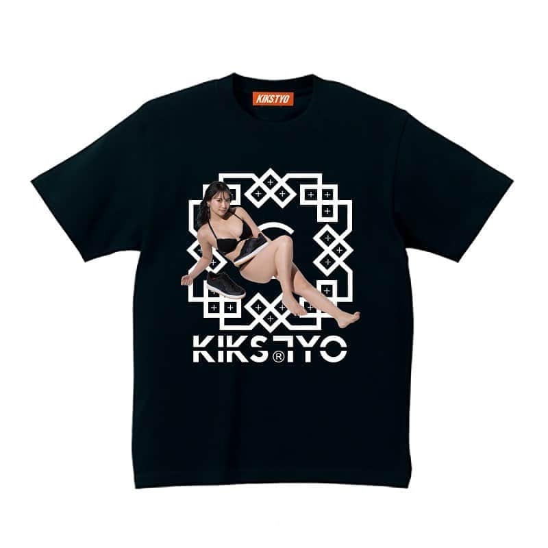 KIKSTYOさんのインスタグラム写真 - (KIKSTYOInstagram)「. KIKS GIRLS TEEに新作が登場!!! 今回のモデルには、永尾まりやさんを起用。 1994年3月10日生まれ、神奈川県出身。 趣味はグルメ。特技は器械体操。 AKB48の元メンバーで、2016年卒業。AKB48時代からドラマ、映画へのソロ出演多数。 ドラマは、2011年フジテレビ「花ざかりの君たちへ～イケメン☆パラダイス～2011」神戸夢美役、2012年「私立バカレア高校」本庄真奈役、2015年TBS「アルジャーノンに花束を」、2016年TBS「家族ノカタチ」小山有香役など。映画は2012年「劇場版　私立バカレア高校」のほか、2014年「リアル人狼ゲーム　戦慄のクラッシュルーム」は谷口麻衣役で主演した。2016年1st写真集「美しい細胞」を発表。現在はTwitterドラマ『みずいろの恋』主演、ドラマ『課長バカ一代』、映画『ゴーストマスター』などに出演する傍ら、『LARME』、『Scawaii!』などの雑誌でレギュラーモデルとしても活躍している。 instagramは @mariyagi_san twitterは @mariyagiii310  受注販売限定ですのでお見逃し無く!!! 注）こちらの商品は予約商品となっております。 注）予約商品のため、注文後のキャンセルはお断りさせて頂きます。 受注期間 2020年4月17日(金)～2020年4月26日(日)までとなります。 発送は2020年5月下旬となります。 . New KIKS GIRLS Tees featuring MARIYA NAGAO available now online at kikstyoshop.com (International) and kikstyo.com (Japan) .  #kikstyo #kiksgirls #永尾まりや #airforce1 #clot #blacksilk」4月17日 17時49分 - kikstyo