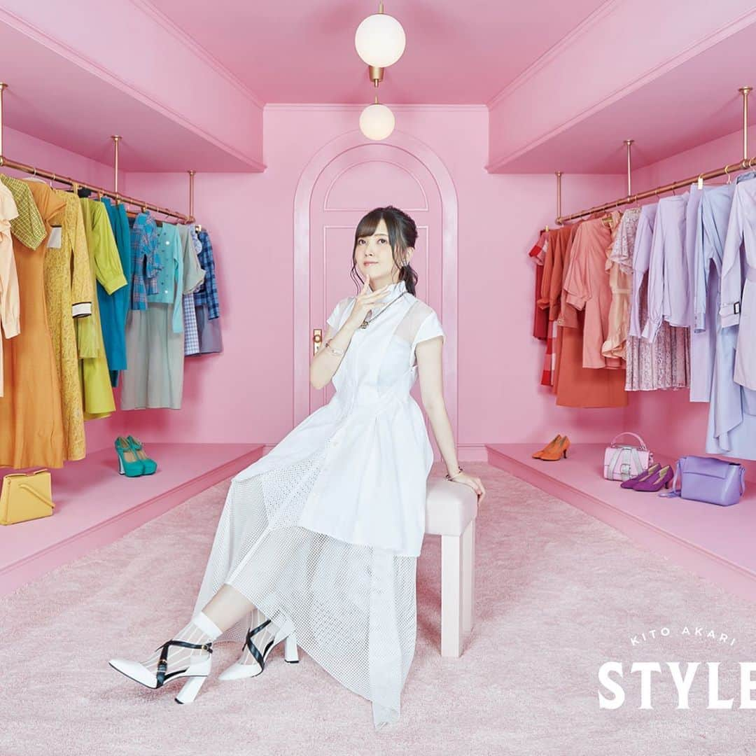 鬼頭明里さんのインスタグラム写真 - (鬼頭明里Instagram)「鬼頭明里1stアルバム「STYLE」のジャケット写真が公開となりました！1枚目は初回限定盤の三方背ケース、2枚目は初回限定盤ジャケット、3枚目は通常盤ジャケットです！ピンクのウォークインクローゼットの中にお人形のような表情の鬼頭さんが特徴的なジャケットです🌸  また、アルバムに収録される曲も公開🎉「23時の春雷少女」は、数々のヒットソングを手がけた田淵智也(UNISON SQUARE GARDEN)が作詞・作曲を担当してます♪どんな曲かは、もう少しお待ちください…！ そして、最後に皆さんお待ちかねの1stライブツアーが決定しました！！9月22日（火・祝）東京公演を皮切りに、9月27日（日）大阪、10月3日（土）名古屋を回ります！ツアーチケット優先申し込み券が、6月10日（水）発売の1stアルバム「STYLE」に封入されますので、こちらもチェック！ 今後も応援よろしくお願いします🤲 ※この度、新型コロナウィルス感染拡大における「緊急事態宣言」が行われたことを受け、1stアルバム「STYLE」発売が5月27日発売より、6月10日（水）へ変更となっております。多大なるご迷惑をおかけ致します事を心よりお詫び申し上げます。 #鬼頭明里 #1stアルバム #STYLE #6月10日発売 #ライブツアー決定！」4月17日 18時07分 - kitoakari_staff