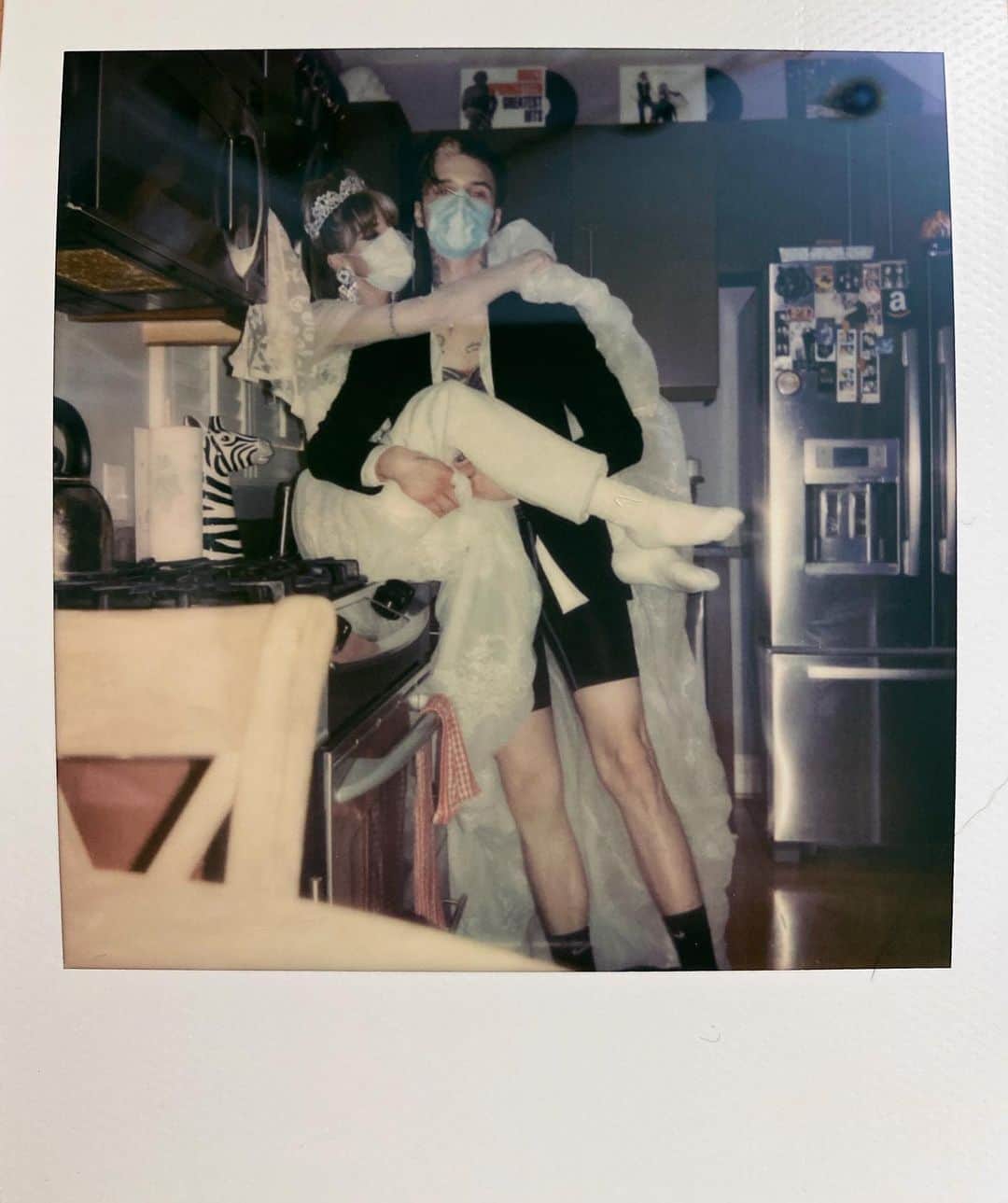 アンディー・ビアーザックさんのインスタグラム写真 - (アンディー・ビアーザックInstagram)「Happy 4 year wedding quaraniversary to my world @thejulietsimms ❤️ We figured given circumstances we should bring back out the wedding day gear...kinda😂 Here’s to 4 million more❤️ #thankyouselftimer  PS thank you all for all of the anniversary well wishes! We really appreciate it! 🆎🖤」4月17日 10時52分 - andyblack