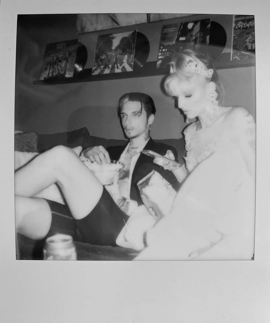 アンディー・ビアーザックさんのインスタグラム写真 - (アンディー・ビアーザックInstagram)「Happy 4 year wedding quaraniversary to my world @thejulietsimms ❤️ We figured given circumstances we should bring back out the wedding day gear...kinda😂 Here’s to 4 million more❤️ #thankyouselftimer  PS thank you all for all of the anniversary well wishes! We really appreciate it! 🆎🖤」4月17日 10時52分 - andyblack