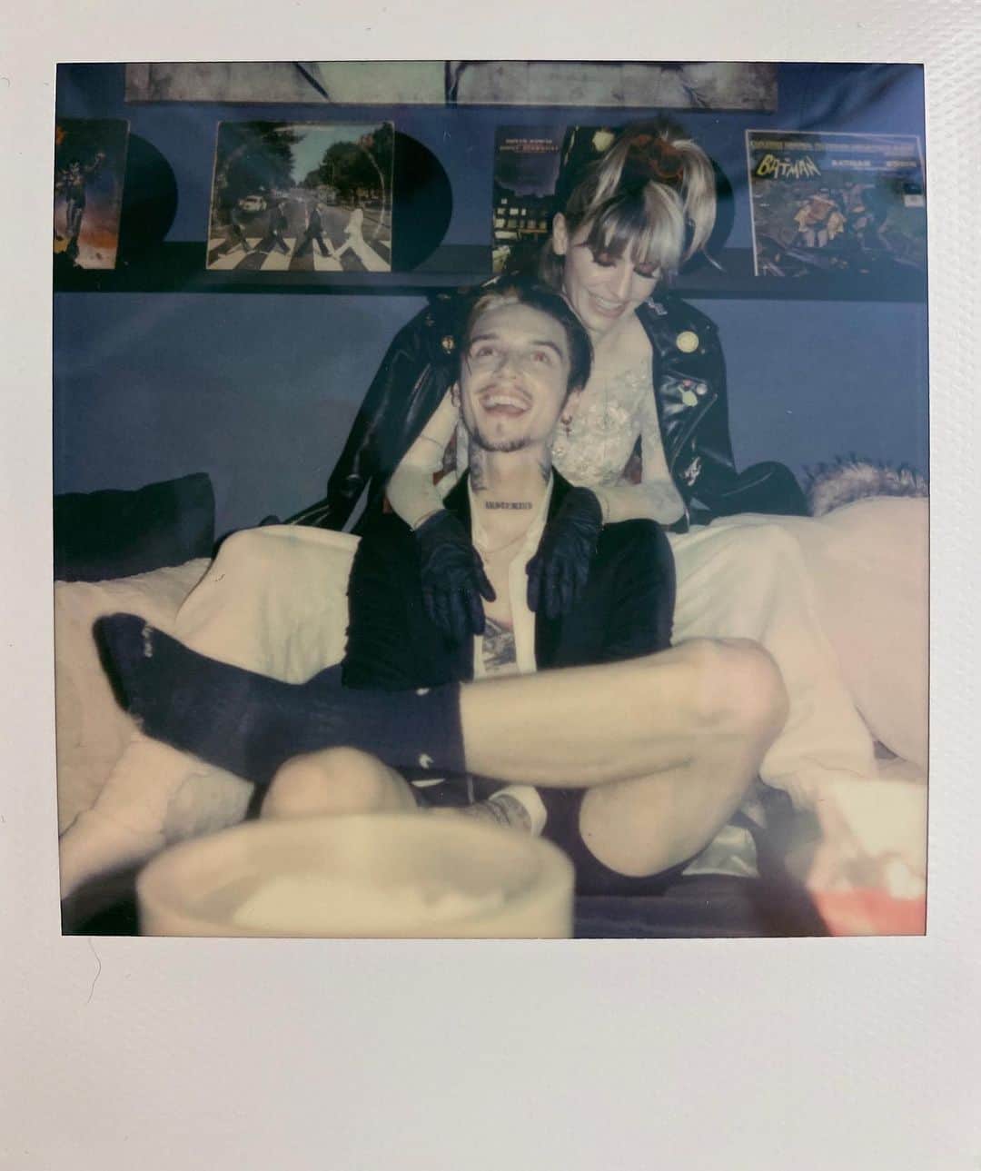 アンディー・ビアーザックさんのインスタグラム写真 - (アンディー・ビアーザックInstagram)「Happy 4 year wedding quaraniversary to my world @thejulietsimms ❤️ We figured given circumstances we should bring back out the wedding day gear...kinda😂 Here’s to 4 million more❤️ #thankyouselftimer  PS thank you all for all of the anniversary well wishes! We really appreciate it! 🆎🖤」4月17日 10時52分 - andyblack