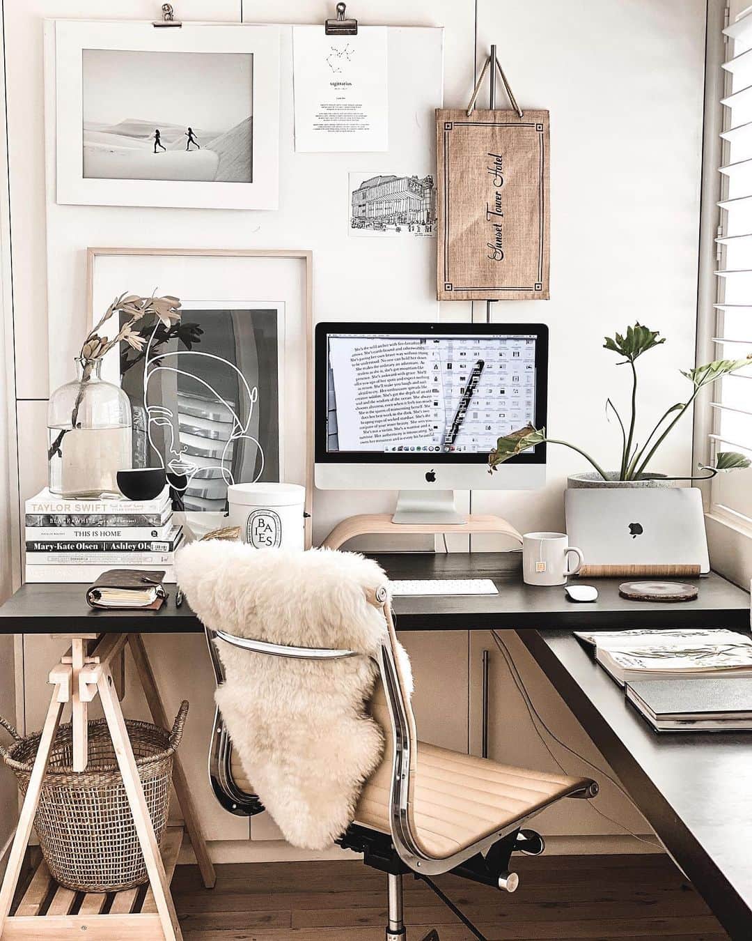 サマンサウィルスのインスタグラム：「Work from home / Create from home. x」