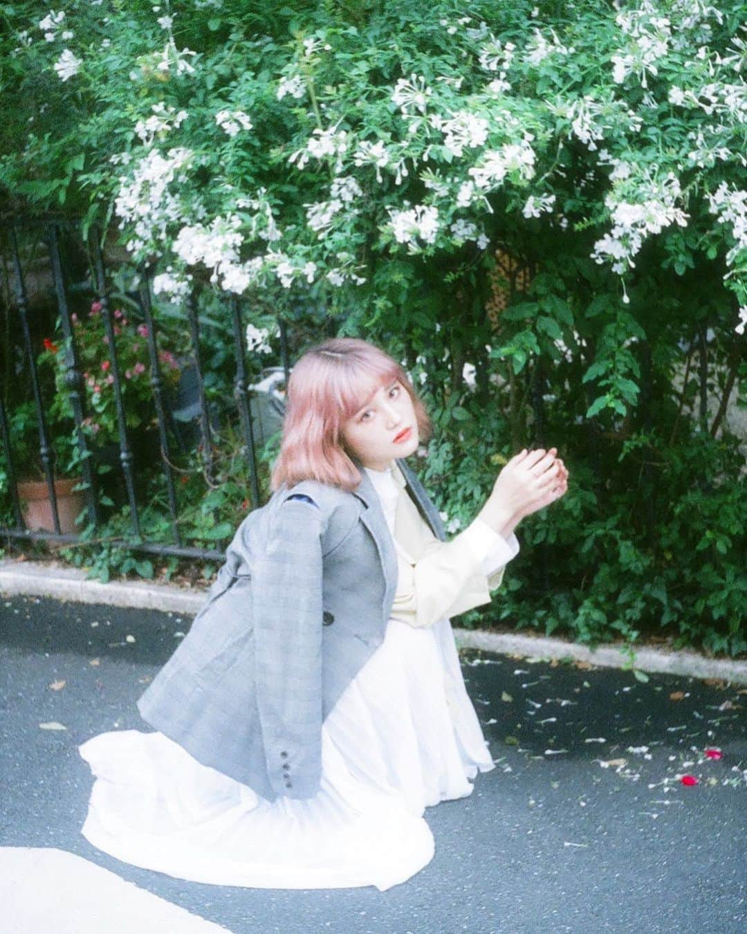 金光みり愛さんのインスタグラム写真 - (金光みり愛Instagram)「💐🌼#film」4月17日 14時23分 - milliah_kanemitsu