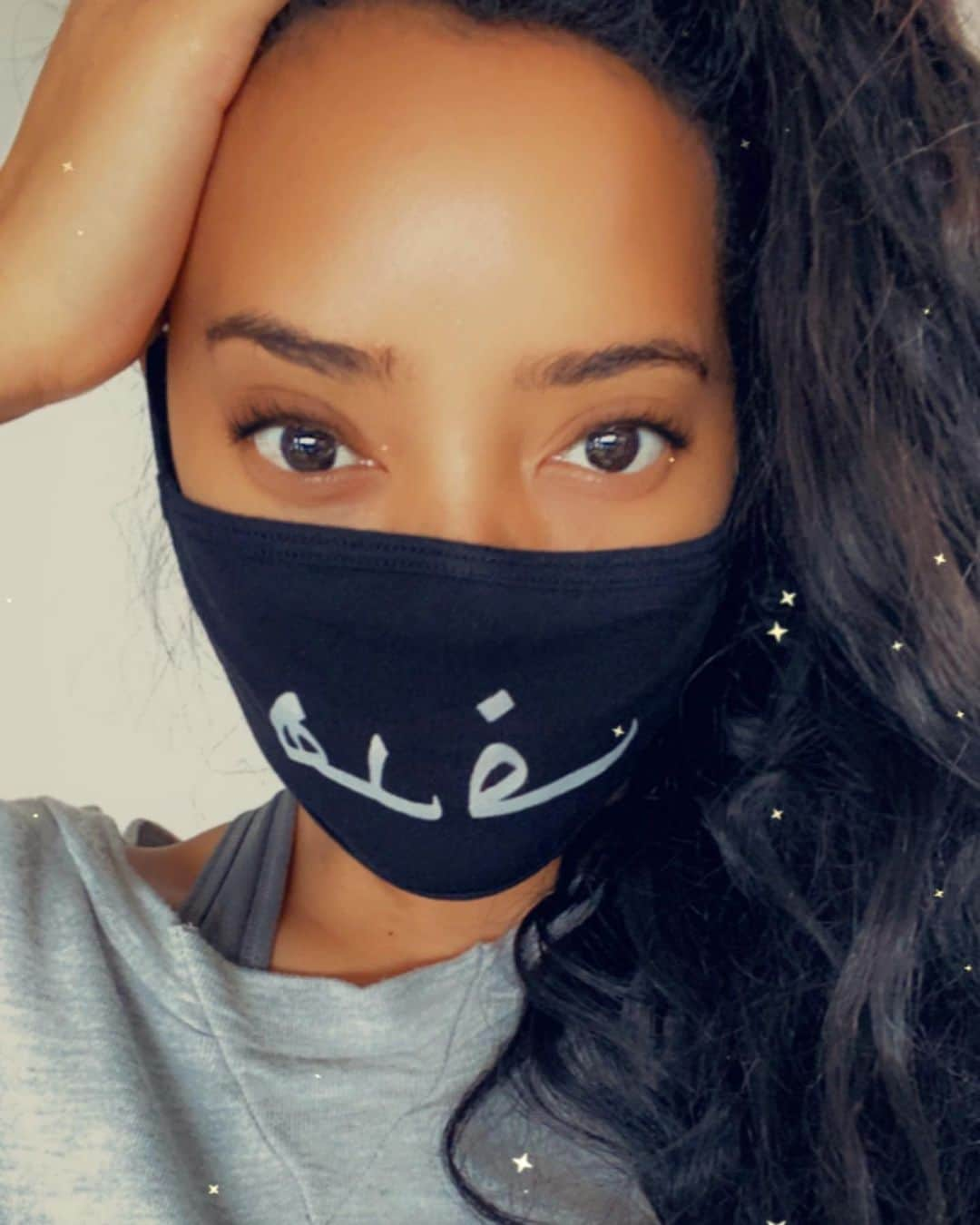 Angela Simmonsさんのインスタグラム写真 - (Angela SimmonsInstagram)「Cover up !! Snug masks @purpose_app !! Link in purpose bio !!! Www.purposeiam.com #ProtectedByPurpose #PurposeIam」4月18日 3時53分 - angelasimmons