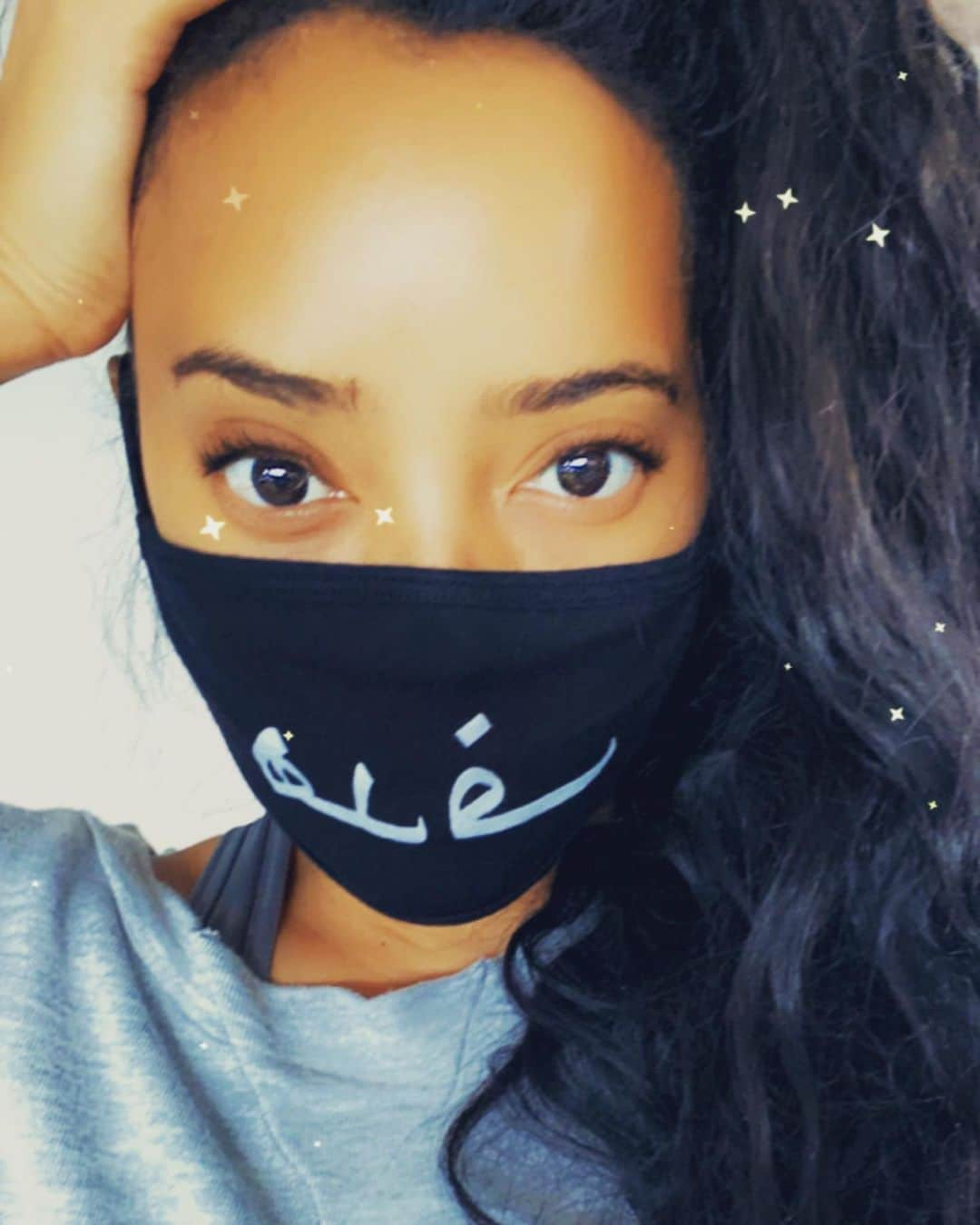 Angela Simmonsさんのインスタグラム写真 - (Angela SimmonsInstagram)「Cover up !! Snug masks @purpose_app !! Link in purpose bio !!! Www.purposeiam.com #ProtectedByPurpose #PurposeIam」4月18日 3時53分 - angelasimmons