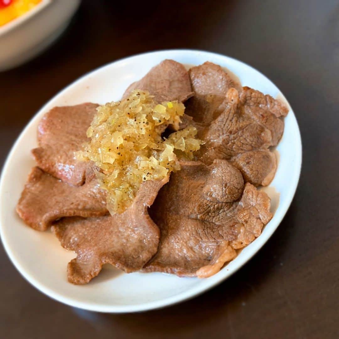 のインスタグラム：「#実家のタン#自粛#宅配#このネギが美味しい#どこのネギ塩たんよりも#焼肉#どの部位が好きですか？#ありがとう」