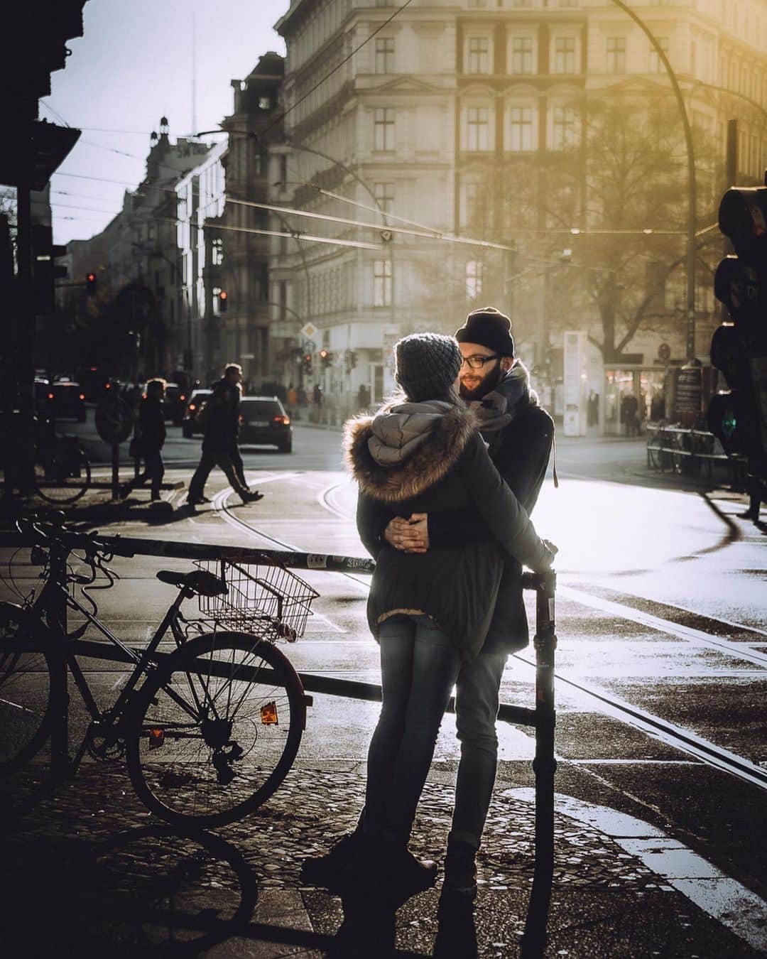 Thomas Kakarekoのインスタグラム：「holding on to something  What has always fascinated me the most about street photography is the chance to capture that raw, unposed connection between two people. It’s like nothing around them matters for that very moment. Here’s a selection of some of my most cherished candid portraits of couples. Again I’d love to know what’s your favorite, from 1 to 5.  #berlin」