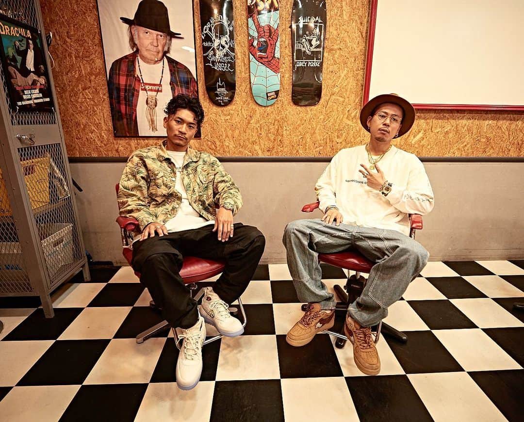 DJ HALのインスタグラム：「So We talked about this project.... 「Stay Home Mix」 With @dj_kekke  Special Thanks to @takahashi_principeprive @shupin_  @026zeroniroku  @026.yoshio0922  #コロナ #dj #mix #Stayhomemix」
