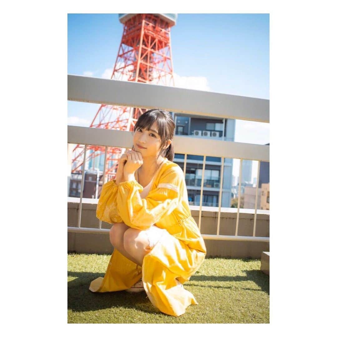 小栗有以さんのインスタグラム写真 - (小栗有以Instagram)「今年もAKB48 Team8 6th Anniversary Bookが発売されていますっ📖🐝 . . .  チーム8メンバーの事をこの1冊でより知って頂けると思います😌 是非、チェックしてください！  とうきょっ！ . . . .  #チーム8 #6周年記念本 #東京タワー」4月17日 22時07分 - yuioguri_1226