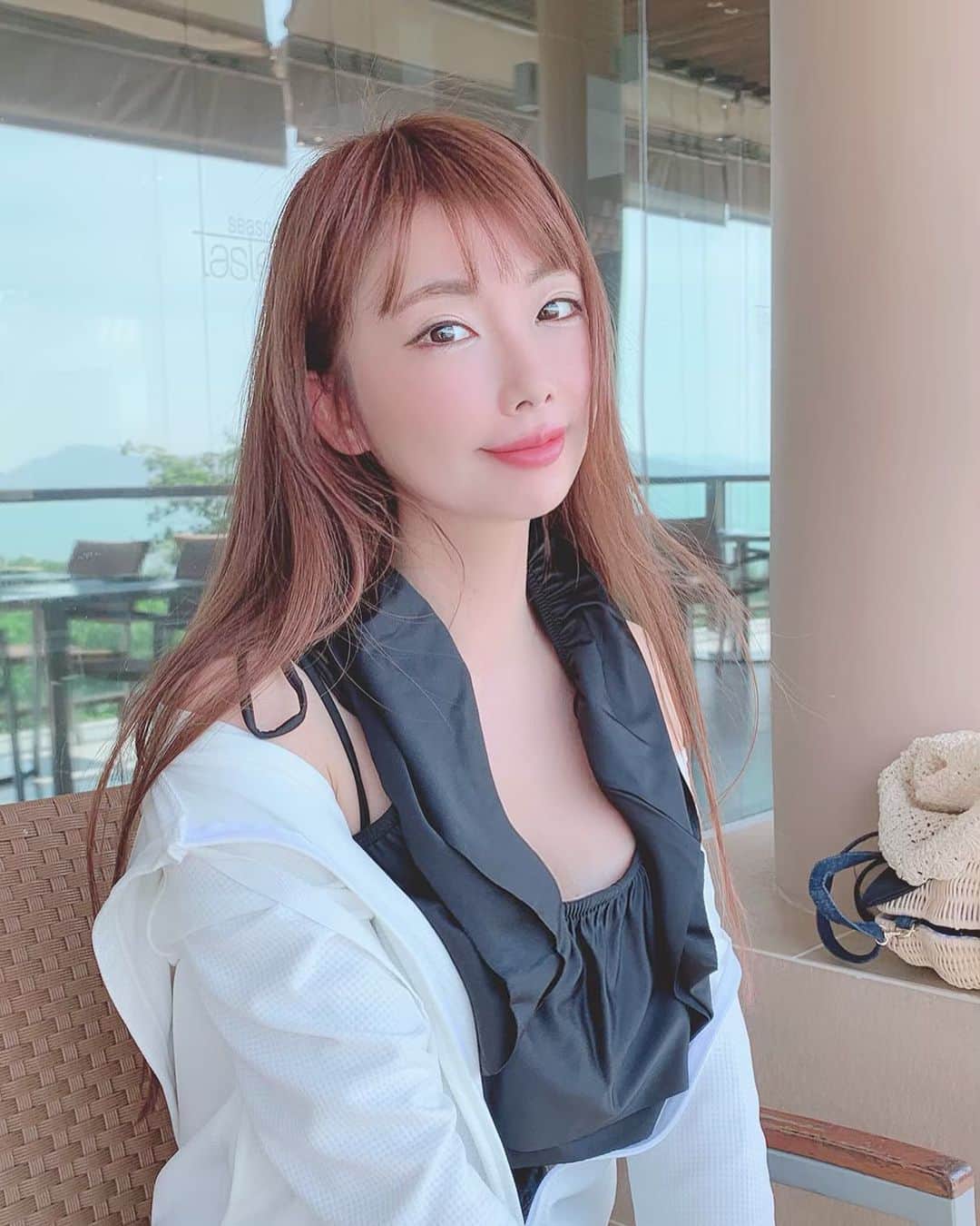 坂地久美さんのインスタグラム写真 - (坂地久美Instagram)「オフショット💜  #natural #offshot #model #shooting #japan #japanesegirl #sakachikumi #坂地久美」4月17日 22時44分 - sakachikumi